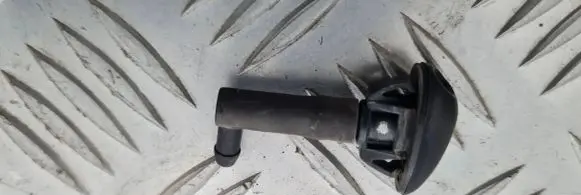 Isuzu D-Max Windshield washer spray nozzle 