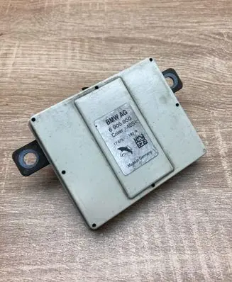BMW X5 E53 Aerial antenna amplifier 6905950