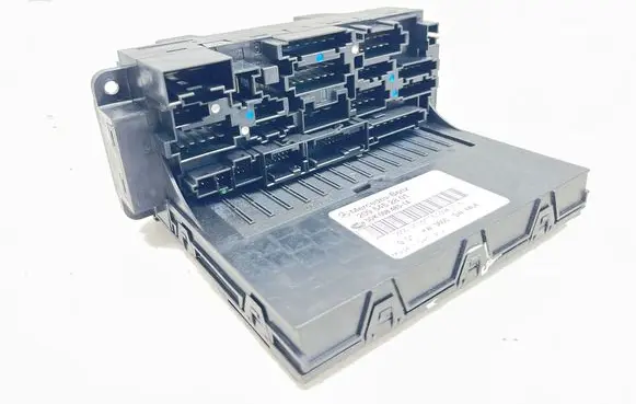 Mercedes-Benz CLK A209 C209 Fuse module 2095452801 5DK00848514