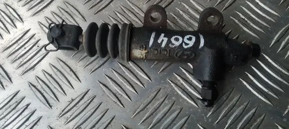 KIA Carens I Clutch slave cylinder 0K2A341400A 0K2A341400C