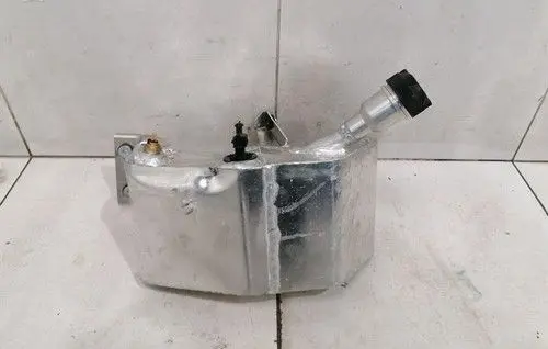 Ferrari Purosangue Air suspension tank/reservoir