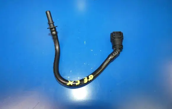 Jaguar XJ X351 Engine coolant pipe/hose