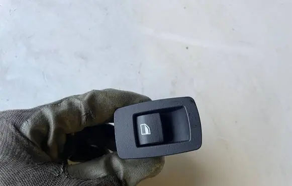 BMW X3 F25 Electric window control switch 9208106