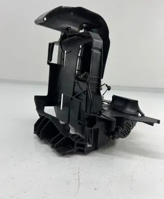 Volkswagen Tiguan Fuse module 