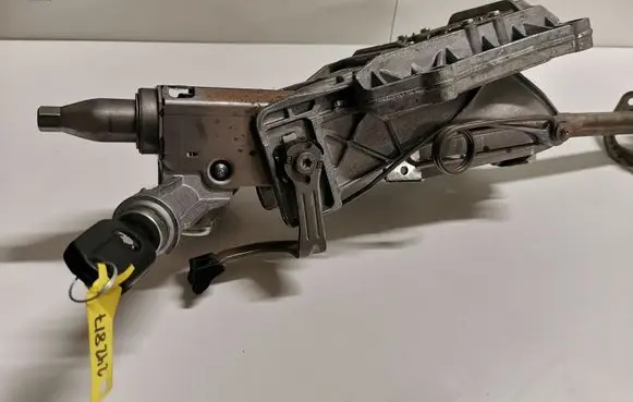 Ford Mustang V Steering wheel axle 6R333C529AC