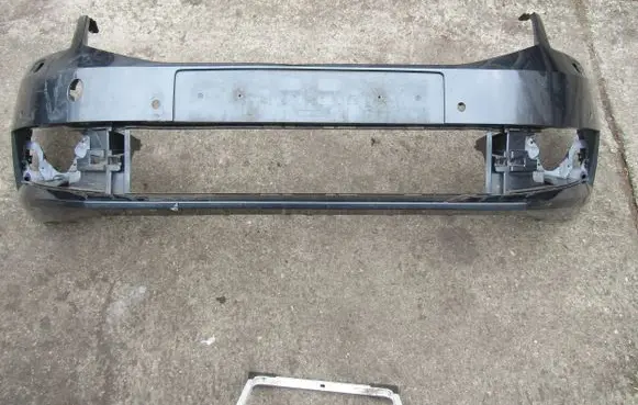 Skoda Octavia Mk3 (5E) Front bumper 5E0807221N