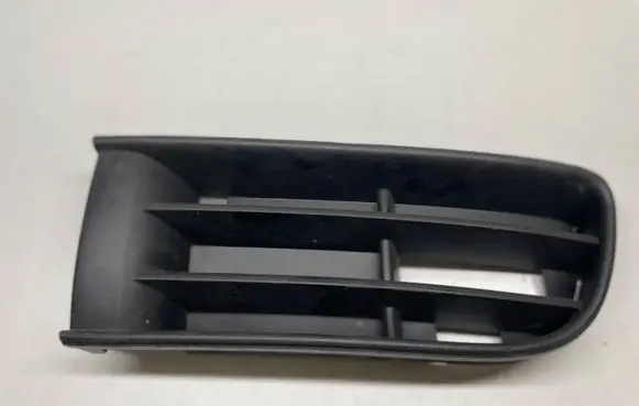 Volkswagen Polo Front bumper lower grill 6Q0853665F