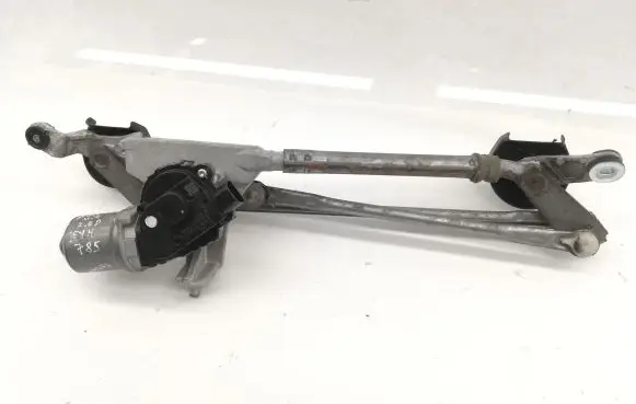 Subaru Forester SJ Front wiper linkage and motor 86511SG000