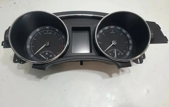 Skoda Superb B6 (3T) Speedometer (instrument cluster) 3T1920841B