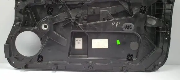 Ford Fiesta Front window lifting mechanism without motor C1BBB045H16AD