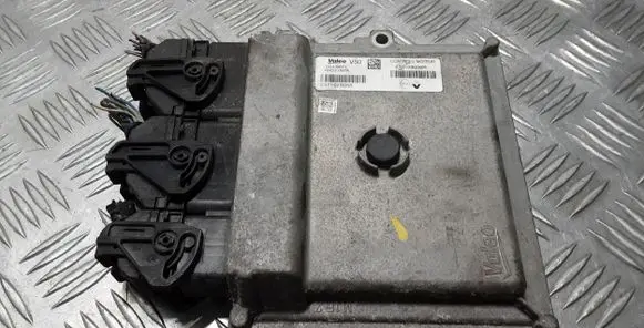 Dacia Sandero Engine control unit/module 237103008R V29030397A