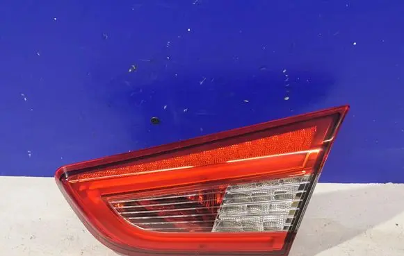 Maserati Ghibli Tailgate rear/tail lights 06700046630