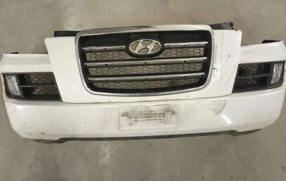 Hyundai H-1, Starex, Satellite Front bumper MR333383