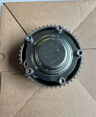 Audi A3 S3 8V Camshaft pulley/ VANOS 04E109153