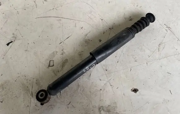 Renault Clio III Rear shock absorber/damper 8200676769