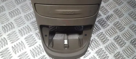 Hyundai Santa Fe Cup holder DKSM84643