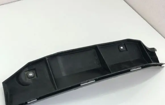 Volvo C70 Rear bumper mounting bracket 09466908