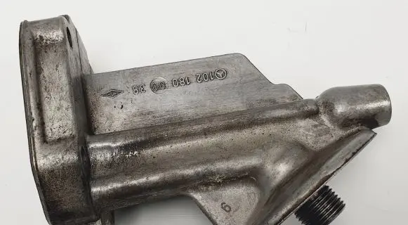 Mercedes-Benz 190 W201 Oil filter mounting bracket 1021800038