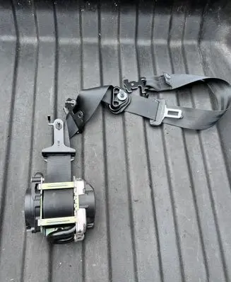 Volvo V60 Rear seatbelt 622736100 646003100A P031462740