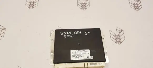 Mercedes-Benz S W221 Air suspension control unit module (rear) A2215407962