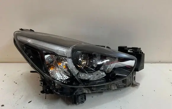 Mazda 2 Headlight/headlamp D09K51030 DA6B51031F