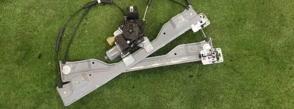 Front door window regulator with motor