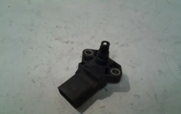 Volkswagen Touareg I Air pressure sensor 0281002401 038906051C
