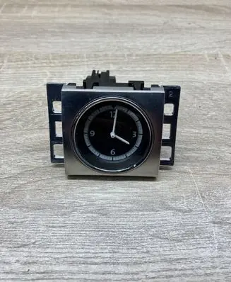 Volkswagen PASSAT CC Clock 3C8919204A 2358166