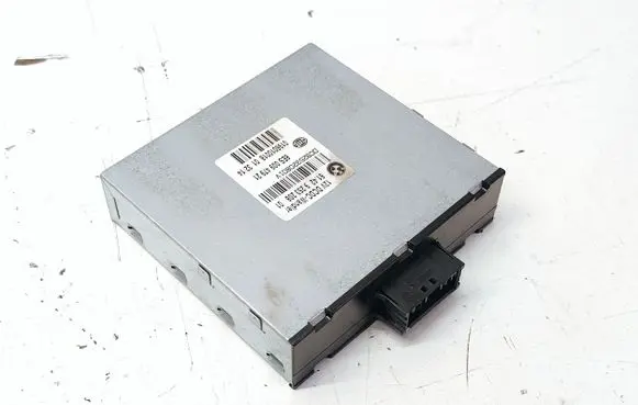 Voltage converter inverter