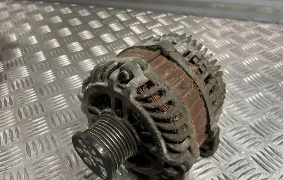 Nissan Qashqai Generator/alternator 23100JG71A A3TJ2481