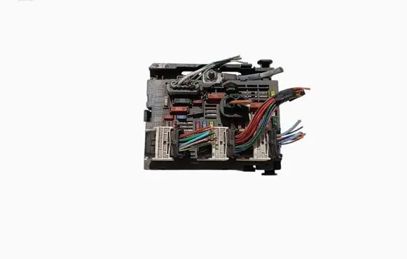 Peugeot 3008 I BSM Control unit 9675877980