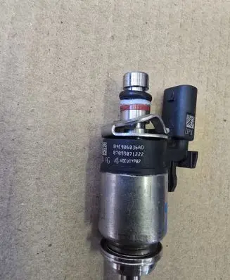 Volkswagen T-Roc Fuel injector 04E906036AD HDEVTYPC2 02073130419