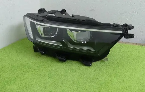 Volkswagen T-Roc Headlight/headlamp 2GA941036D