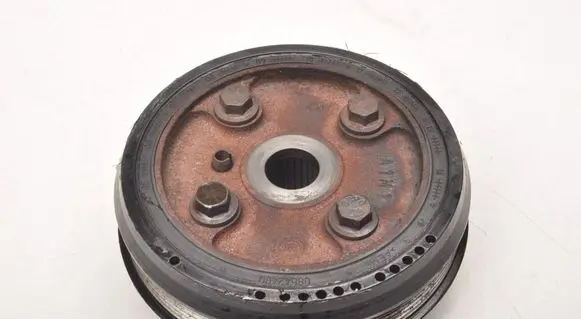 Volvo V40 Crankshaft pulley 08642400