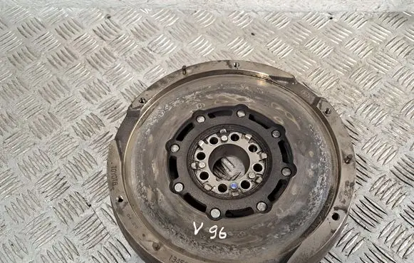 Toyota Corolla Verso AR10 Flywheel 134500R010