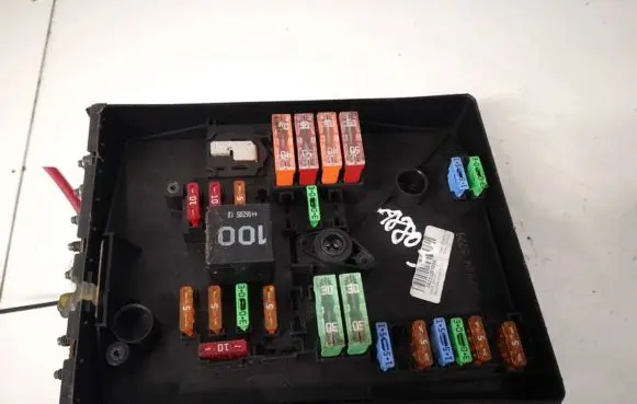 Skoda Octavia Mk2 (1Z) Fuse box set 1k0937125a