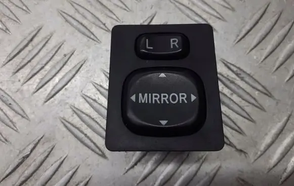Toyota Yaris Wing mirror switch 183574