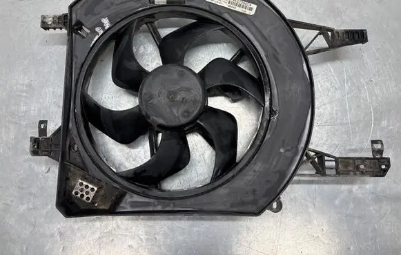 Renault Trafic II (X83) Electric radiator cooling fan 1831199016