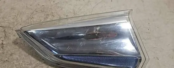 Nissan Leaf I (ZE0) Headlight/headlamp