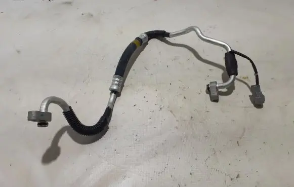 Lexus NX Air conditioning (A/C) pipe/hose 8871178050