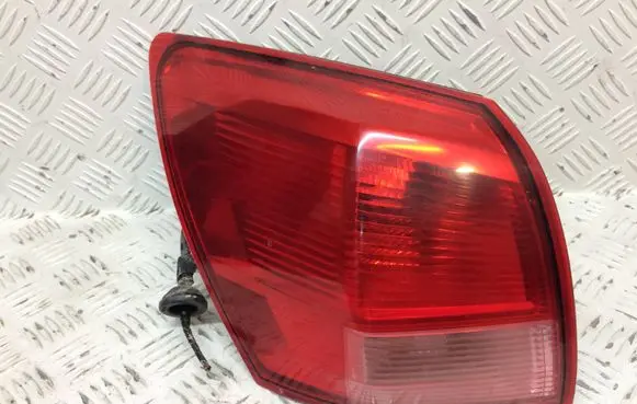 Nissan Qashqai Rear/tail lights 89070311