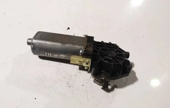 Chrysler 300 - 300C Seat adjustment motor 820408494