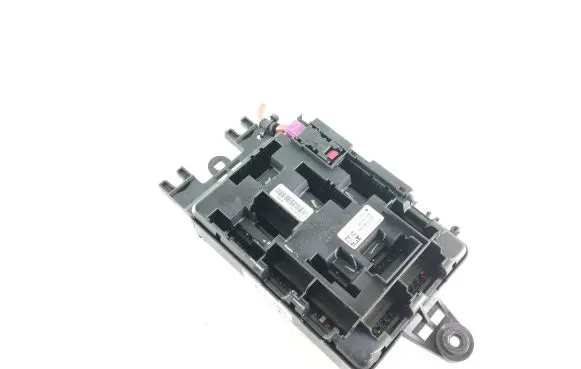BMW X5 F15 Fuse module 6819651 L996L89 10688710
