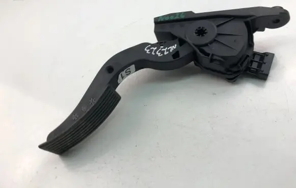 Volkswagen Polo IV 9N3 Accelerator throttle pedal