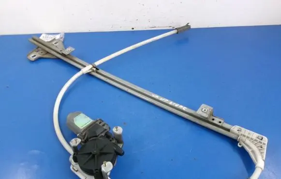 Renault Master II Front door window regulator with motor