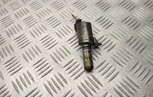 Ford Escape III Camshaft vanos timing valve