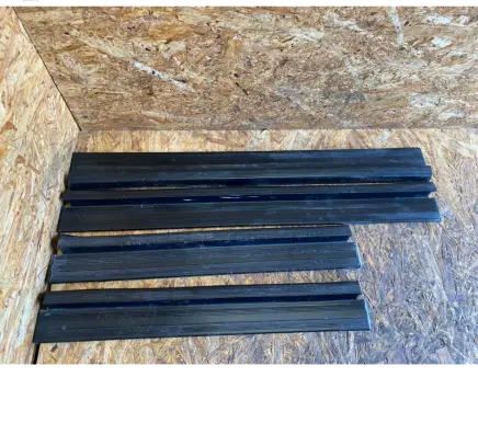 Mercedes-Benz E W124 sill trim set (inner) 