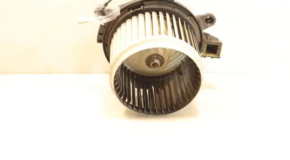 Opel Combo E Heater fan/blower 5P1330400