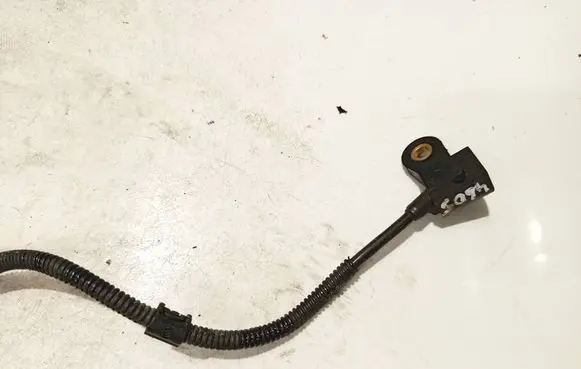 Audi A5 8T 8F Crankshaft position sensor 9805940