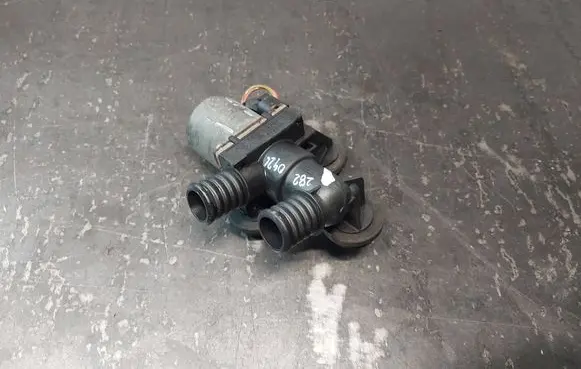 BMW 3 E46 Coolant heater control valve 8369805 64118369805 1147412144